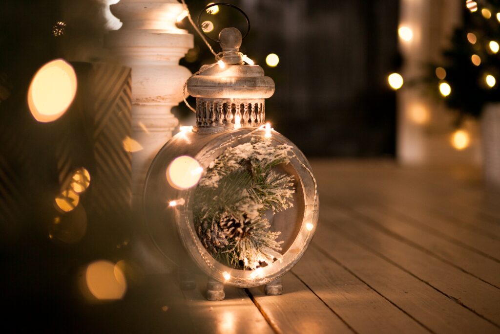 Custom LED Holiday Decorations for Commercial Display Project OEM festive display manufacturing solution